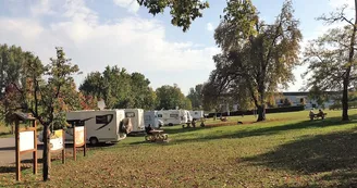 Aire de services camping-cars Roullet -Saint-Estèphe Aire de services camping-cars Roullet -Saint-Estèphe
