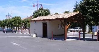Aire de services camping-cars La Couronne Aire de services camping-cars La Couronne