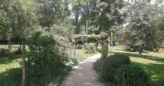 Les Jardins de la Fontaine à Mornac Les Jardins de la Fontaine à Mornac