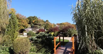 Les Jardins de la Fontaine à Mornac Les Jardins de la Fontaine à Mornac
