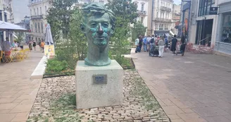 Buste Hergé